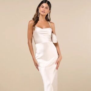 NWT LuLu’s Inspiring Romance Champagne Satin Cowl Neck Lace Up Maxi Dress XS & S
